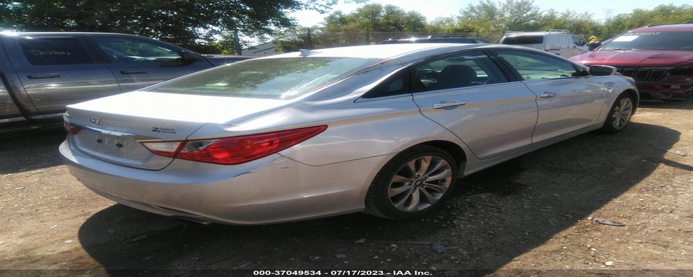 5NPEC4AC3DH528203 2013 HYUNDAI SONATA photo no. 4