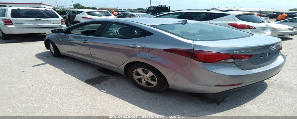 5NPDH4AE6FH650183 2015 HYUNDAI ELANTRA photo no. 3