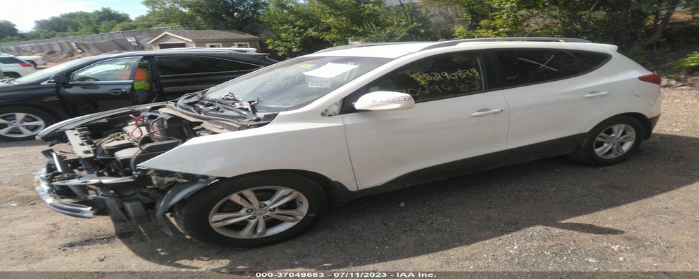 KM8JU3ACXCU524767 2012 HYUNDAI TUCSON photo no. 2