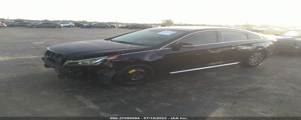 5NPE34AF8HH529735 2017 HYUNDAI SONATA photo no. 2