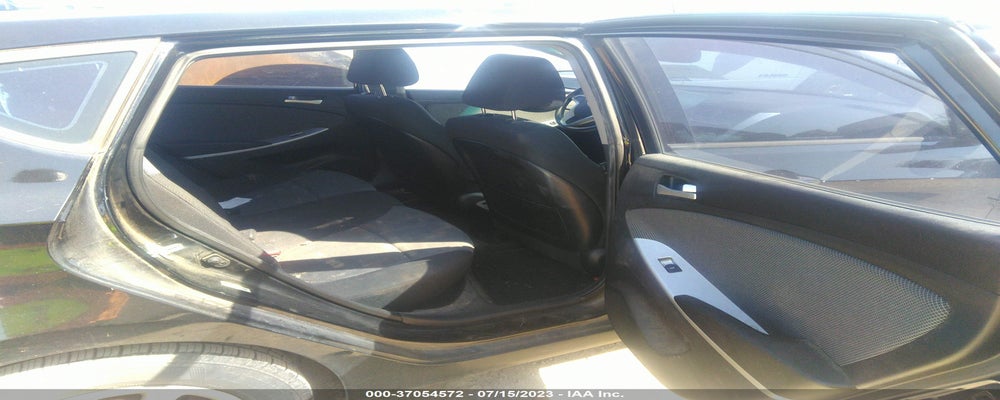KMHCT5AE8DU081545 2013 HYUNDAI ACCENT photo no. 8