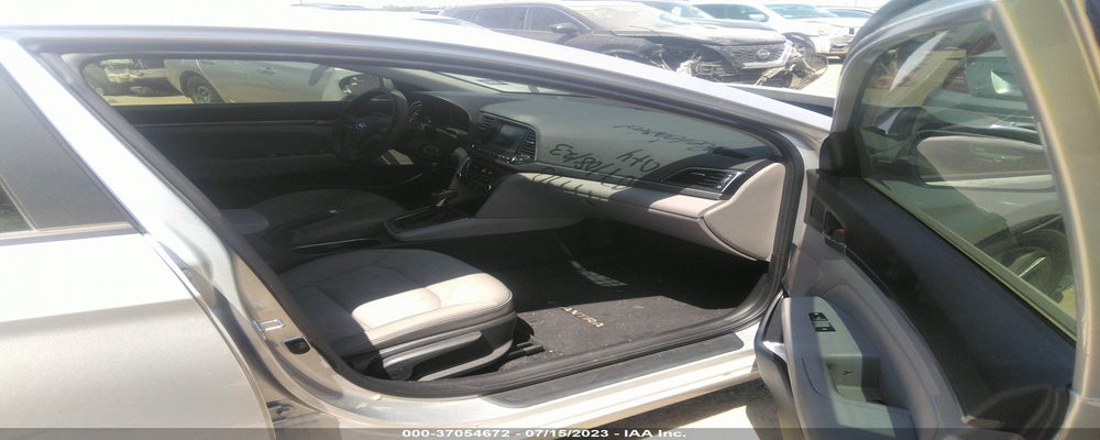 5NPD84LF5HH183265 2017 HYUNDAI ELANTRA photo no. 5