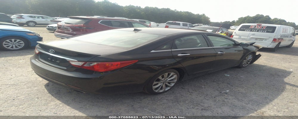 5NPEC4AC6DH653812 2013 HYUNDAI SONATA photo no. 4
