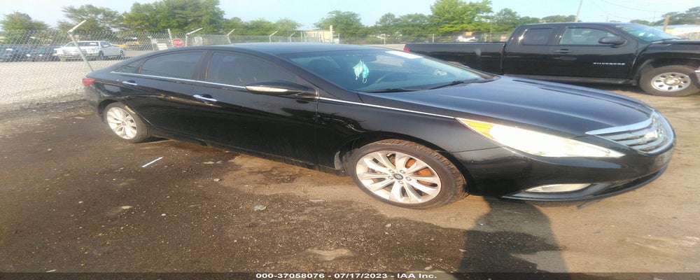 5NPEC4AB8BH203227 2011 HYUNDAI SONATA photo no. 7