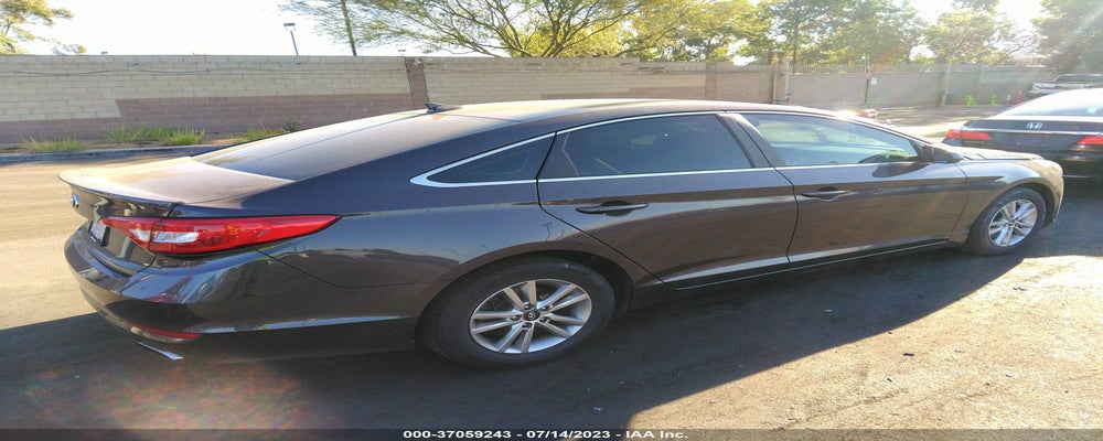 5NPE24AF1FH037760 2015 HYUNDAI SONATA photo no. 4
