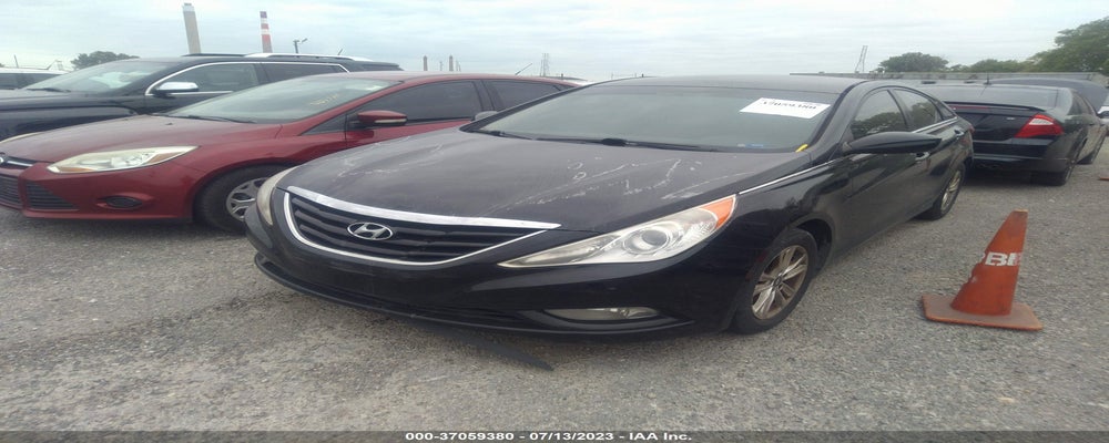5NPEB4AC8DH588514 2013 HYUNDAI SONATA photo no. 2