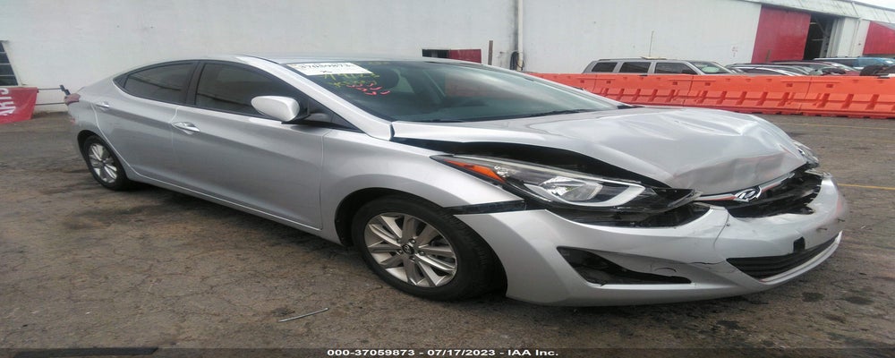 5NPDH4AE6FH593872 2015 HYUNDAI ELANTRA photo no. 24