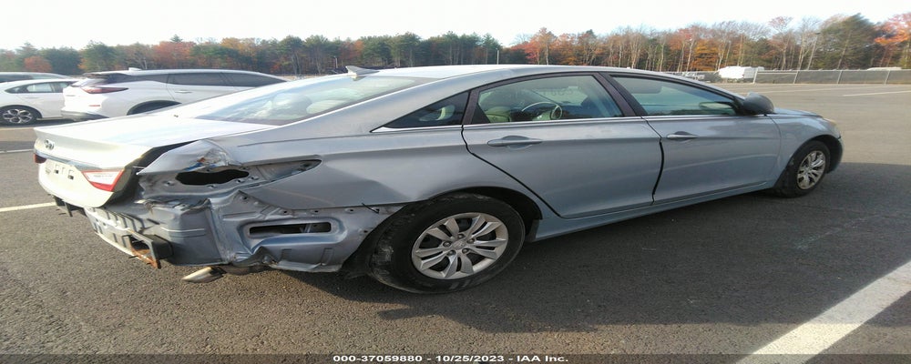 5NPEB4AC8BH188420 2011 HYUNDAI SONATA photo no. 4