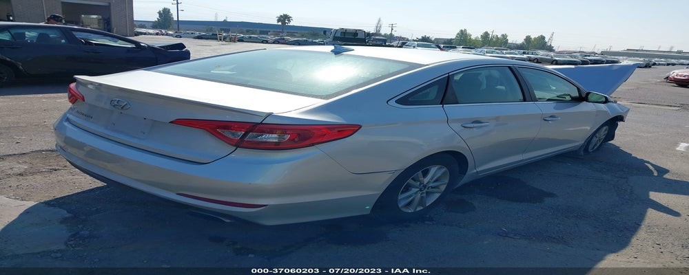 5NPE24AF7FH257999 2015 HYUNDAI SONATA photo no. 4