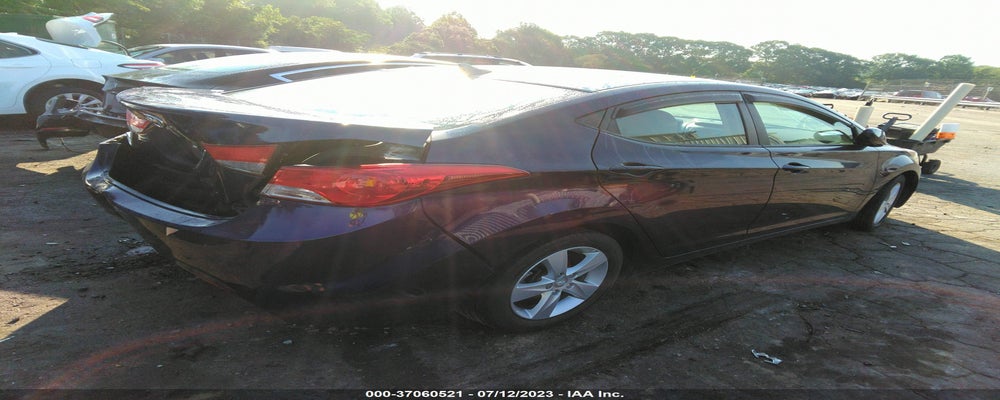 5NPDH4AE2DH316519 2013 HYUNDAI ELANTRA photo no. 4
