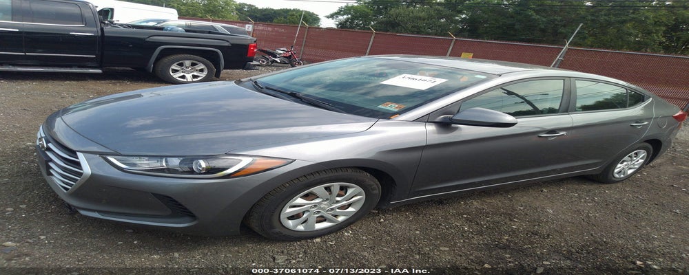5NPD74LF4JH284113 2018 HYUNDAI ELANTRA photo no. 2