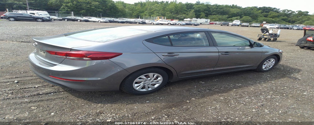 5NPD74LF4JH284113 2018 HYUNDAI ELANTRA photo no. 4