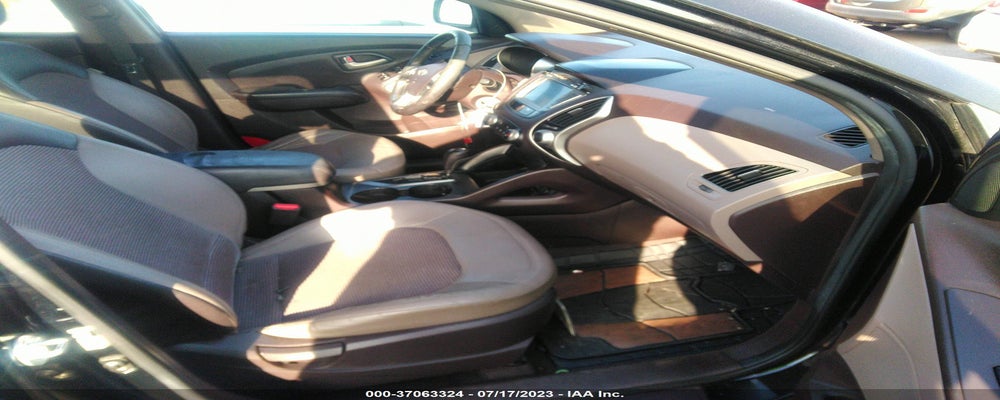 KM8JU3AC9AU098762 2010 HYUNDAI TUCSON photo no. 5
