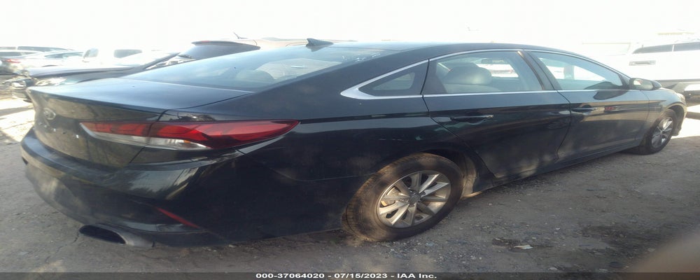 5NPE24AFXJH727404 2018 HYUNDAI SONATA photo no. 4