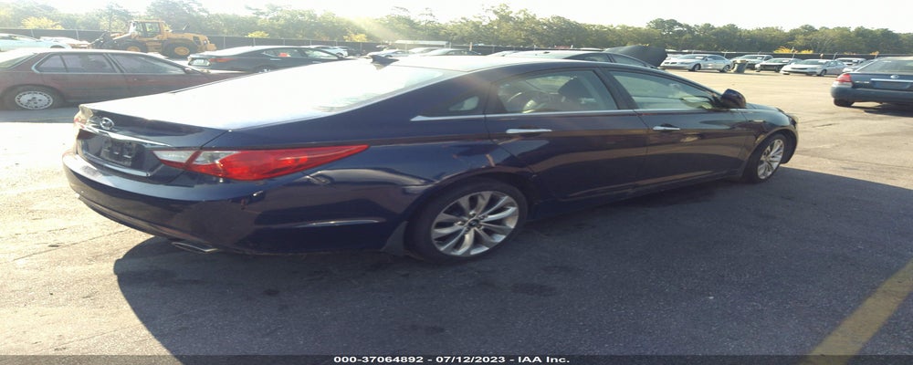 5NPEC4AC6BH259868 2011 HYUNDAI SONATA photo no. 4