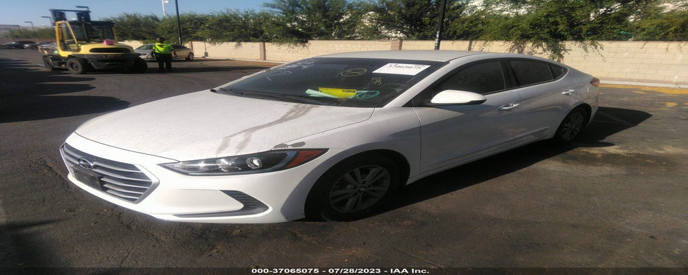 5NPD84LF7HH044898 2017 HYUNDAI ELANTRA photo no. 2