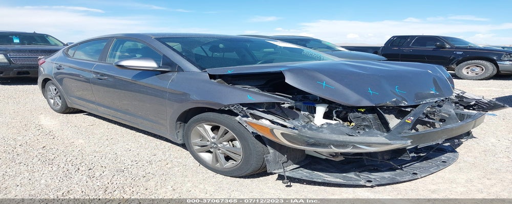 KMHD84LF9HU154787 2017 HYUNDAI ELANTRA photo no. 4