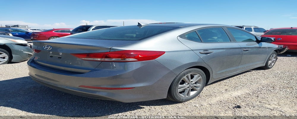 KMHD84LF9HU154787 2017 HYUNDAI ELANTRA photo no. 4