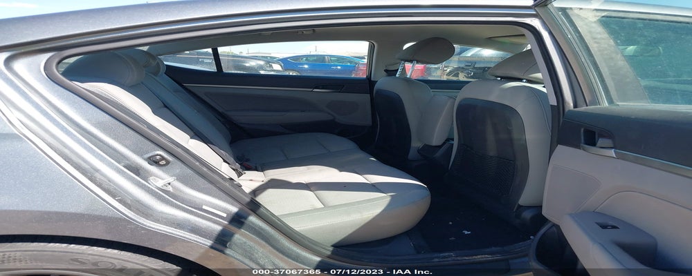 KMHD84LF9HU154787 2017 HYUNDAI ELANTRA photo no. 8