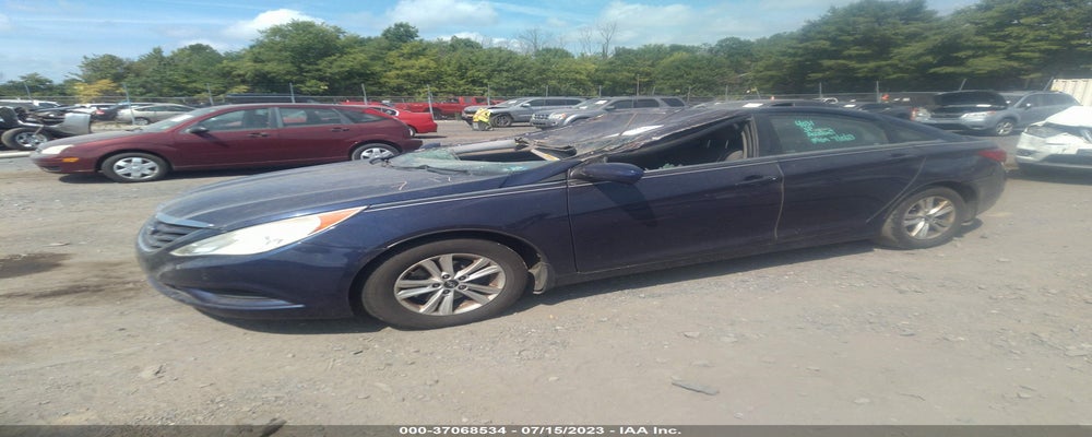 5NPEB4AC2BH219354 2011 HYUNDAI SONATA photo no. 2
