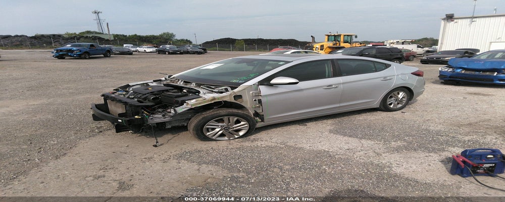 KMHD84LF1KU764254 2019 HYUNDAI ELANTRA photo no. 2