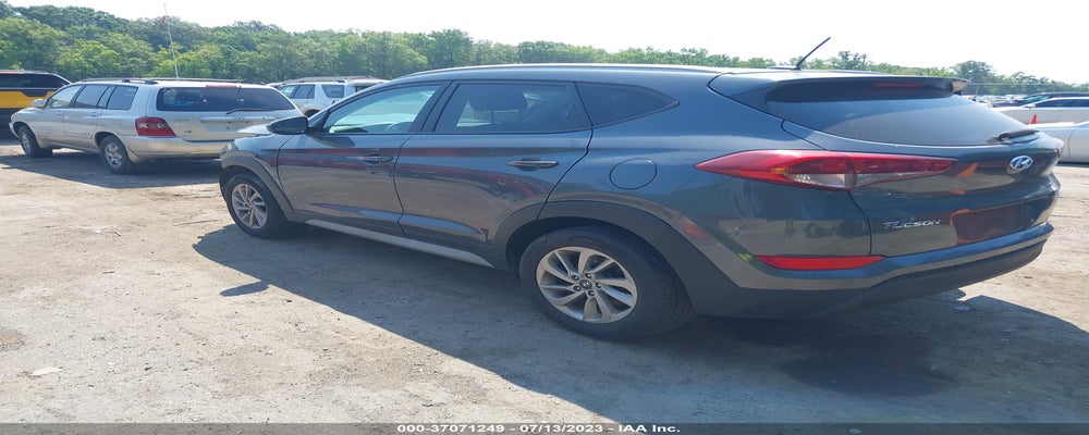 KM8J3CA49HU504643 2017 HYUNDAI TUCSON photo no. 3