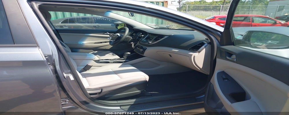 KM8J3CA49HU504643 2017 HYUNDAI TUCSON photo no. 5