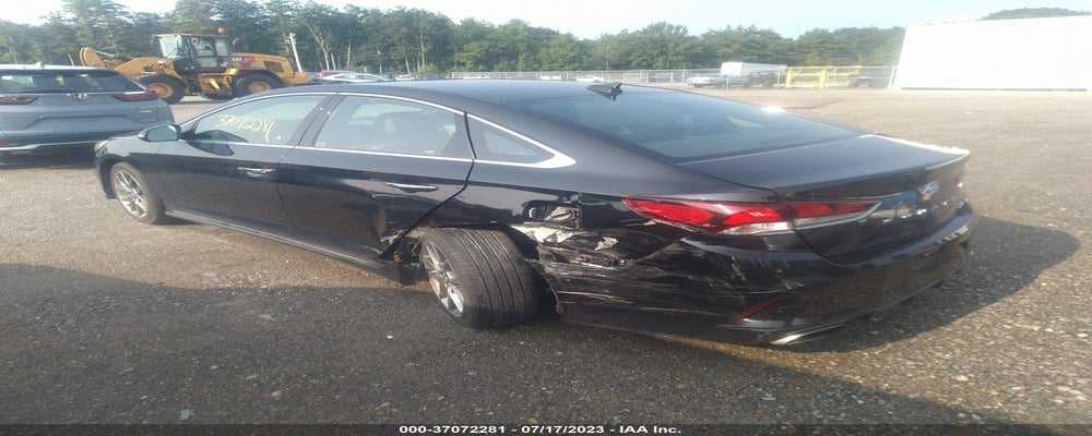 5NPE34AB1JH685392 2018 HYUNDAI SONATA photo no. 3