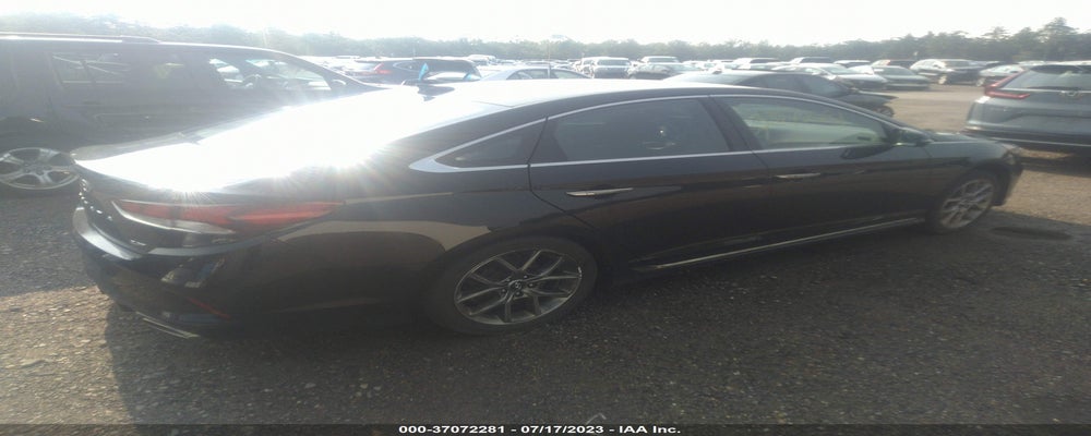 5NPE34AB1JH685392 2018 HYUNDAI SONATA photo no. 4