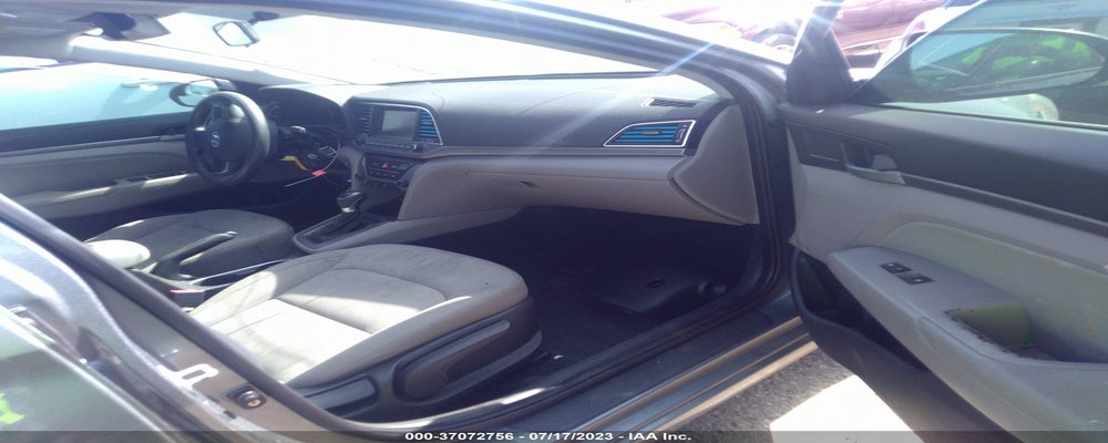 KMHD84LFXHU196546 2017 HYUNDAI ELANTRA photo no. 5