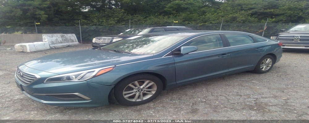 5NPE24AF3HH496694 2017 HYUNDAI SONATA photo no. 2