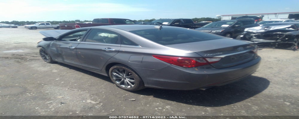 5NPEC4AB6BH218065 2011 HYUNDAI SONATA photo no. 3