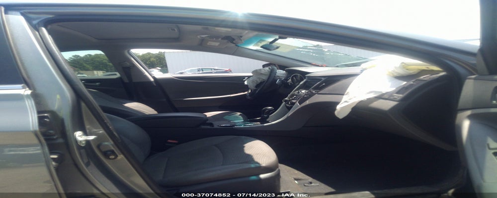 5NPEC4AB6BH218065 2011 HYUNDAI SONATA photo no. 5