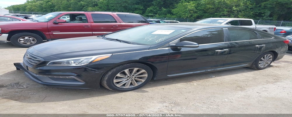 5NPE34AFXHH526156 2017 HYUNDAI SONATA photo no. 2