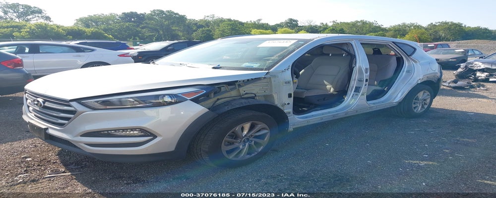KM8J3CA41JU708407 2018 HYUNDAI TUCSON photo no. 2