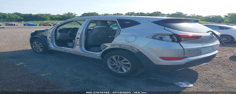 KM8J3CA41JU708407 2018 HYUNDAI TUCSON photo no. 3