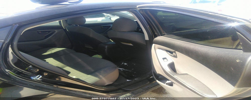 5NPDH4AE9GH780024 2016 HYUNDAI ELANTRA photo no. 8