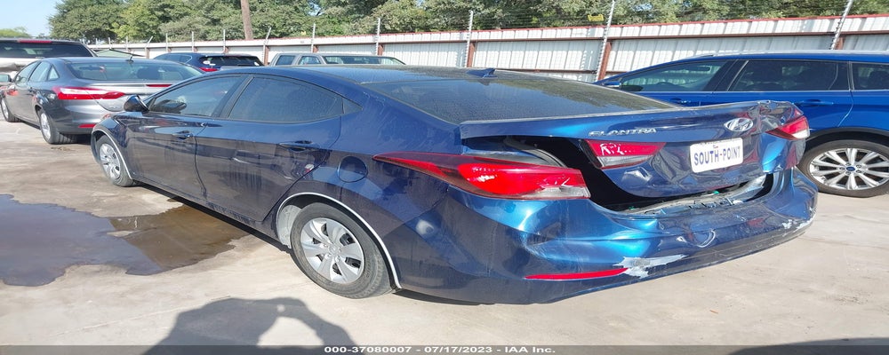 5NPDH4AE7GH748611 2016 HYUNDAI ELANTRA photo no. 3
