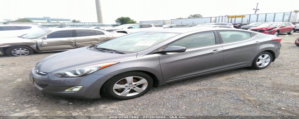 5NPDH4AE2DH185155 2013 HYUNDAI ELANTRA photo no. 2