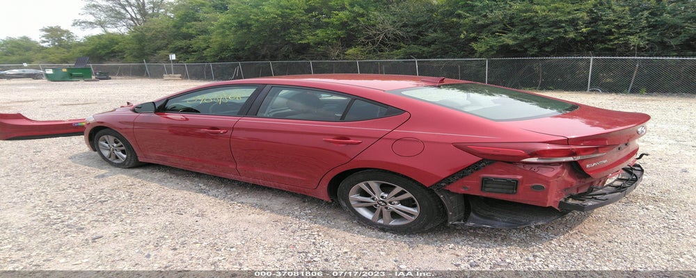 KMHD84LF7HU190798 2017 HYUNDAI ELANTRA photo no. 3
