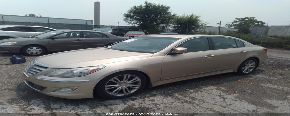 KMHGC4DFXCU199272 2012 HYUNDAI GENESIS photo no. 2