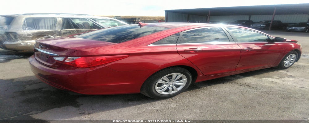 5NPEB4AC0BH046885 2011 HYUNDAI SONATA photo no. 4