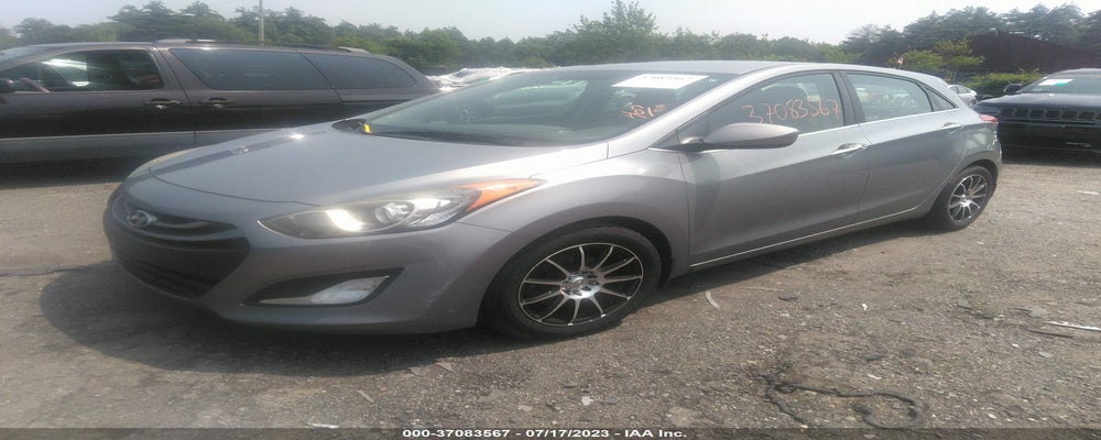 KMHD35LE9DU105093 2013 HYUNDAI ELANTRA GT photo no. 2
