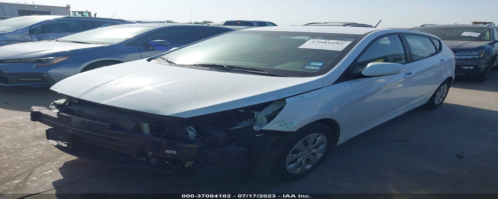 KMHCT5AE1HU313067 2017 HYUNDAI ACCENT photo no. 2