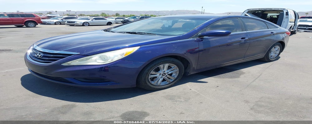 5NPEB4AC6BH210141 2011 HYUNDAI SONATA photo no. 2