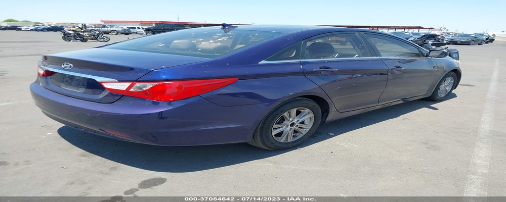5NPEB4AC6BH210141 2011 HYUNDAI SONATA photo no. 4