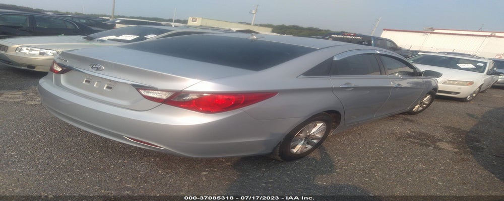 5NPEB4AC6DH698669 2013 HYUNDAI SONATA photo no. 4