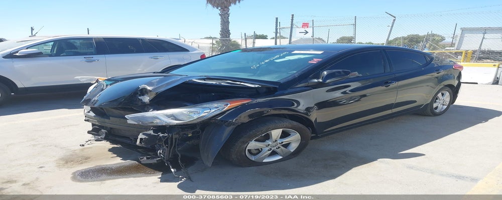 KMHDH4AE3DU946485 2013 HYUNDAI ELANTRA photo no. 2