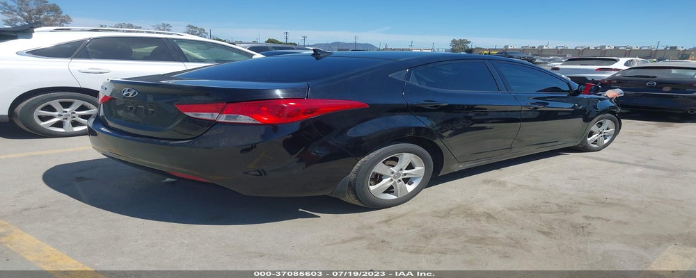 KMHDH4AE3DU946485 2013 HYUNDAI ELANTRA photo no. 4