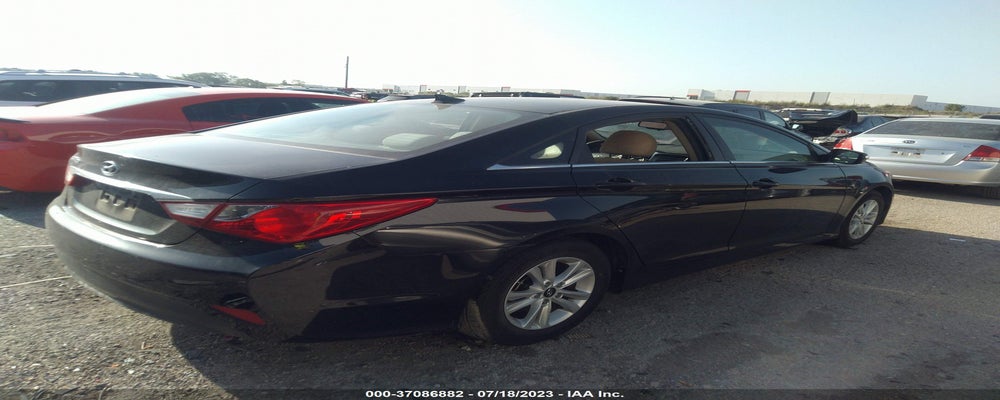 5NPEB4AC0EH943418 2014 HYUNDAI SONATA photo no. 4